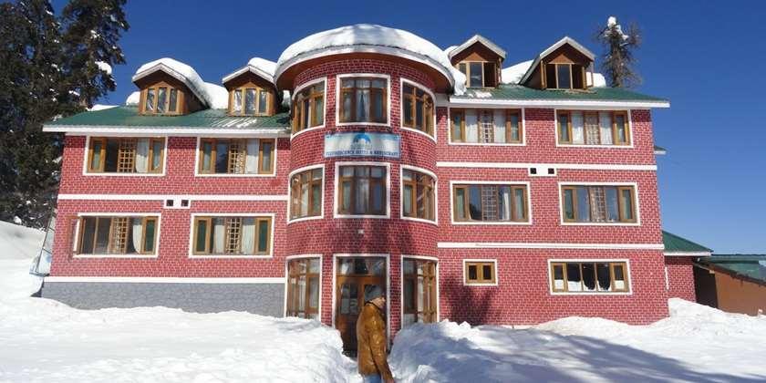 Fluorescence Hotel And Restaurant Gulmarg Esterno foto